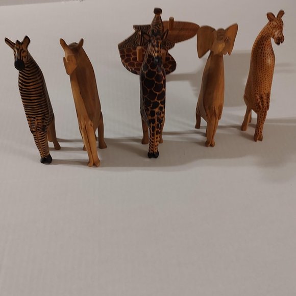 Hand Carved African Party Animal Set - Picture 7 of 16